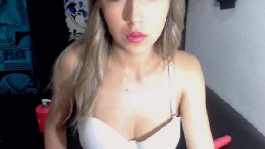 hayley-21x