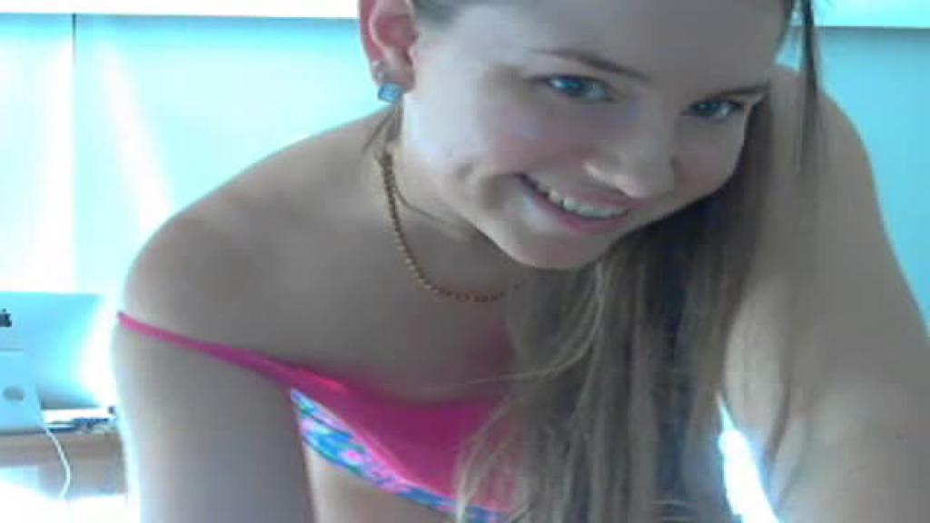 Olivia_Fox MyFreeCams [2017-09-12 12:20:13]