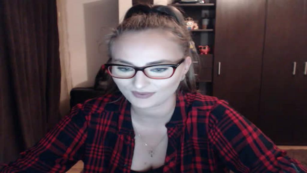 Lady_Sophie [2017-05-04 21:15:40]