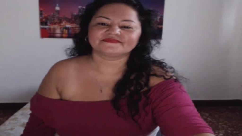 Misslatinhot [2017-05-13 20:47:38]