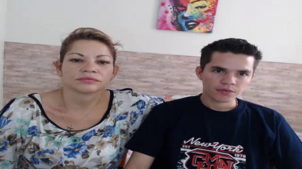 bestcouple52 [2017-06-18 19:36:45]