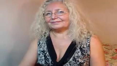 grannyneeds [2016-10-25 16:31:18]