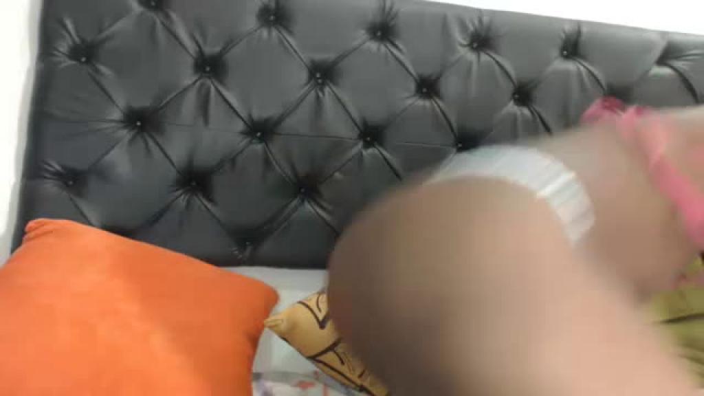 yarizahot23
