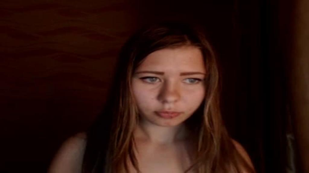 dasha_smile