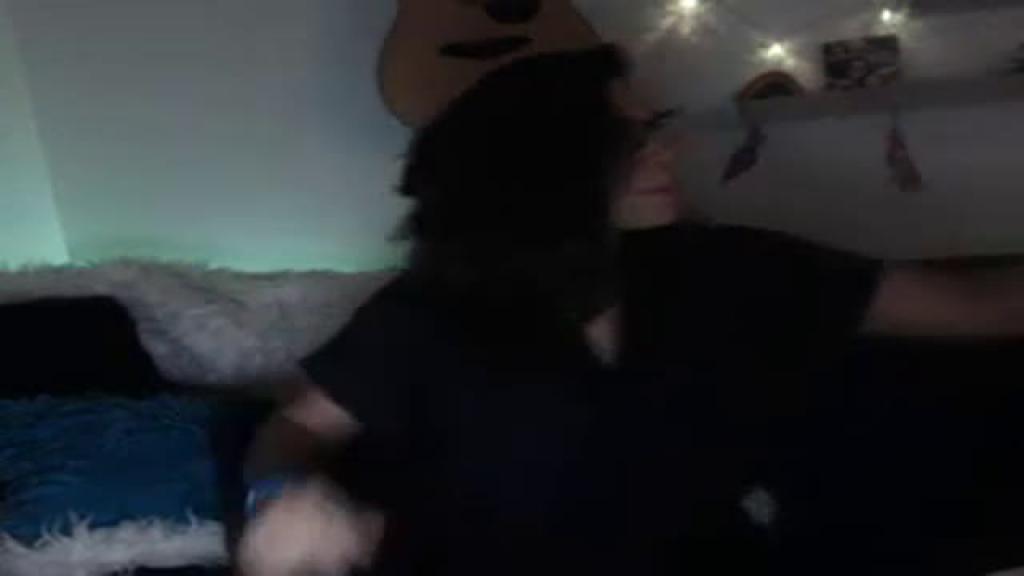 SingingSmiles MyFreeCams [2017-08-27 06:00:12]