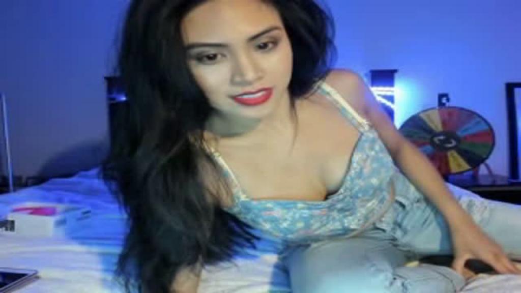 EmberSnow MyFreeCams [2017-09-03 05:46:52]