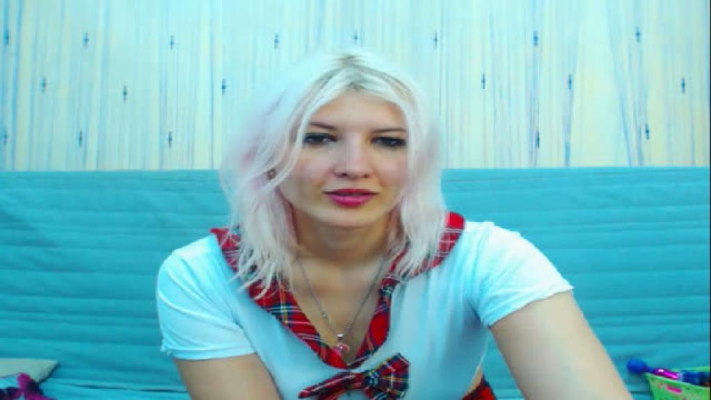 OliWild MyFreeCams [2017-08-17 16:42:20]