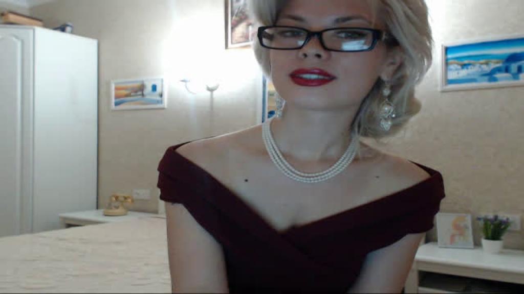MissDelicia [2016-10-13 18:01:19]