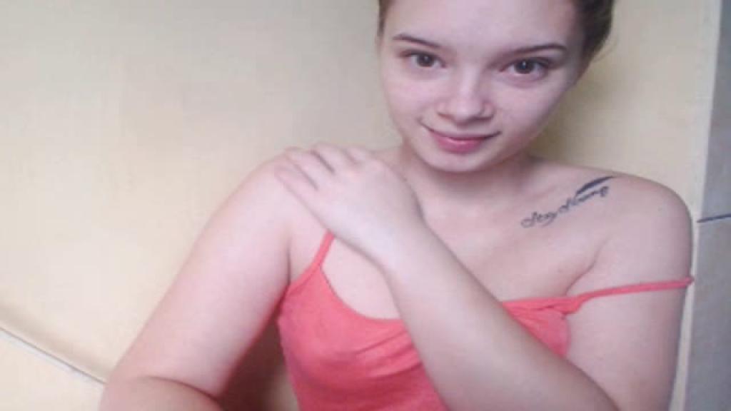 adelleblonde