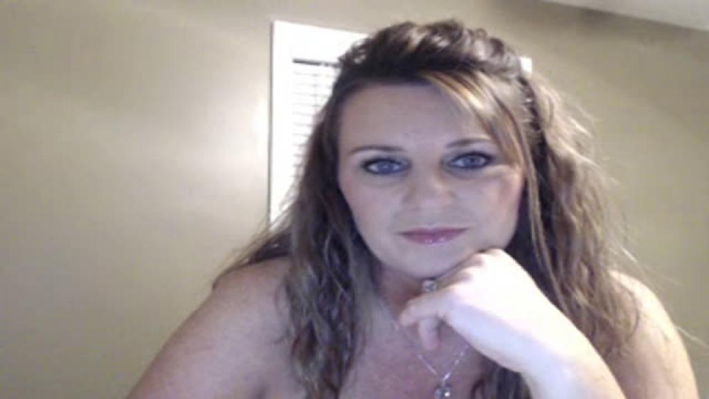 Wife_Layla [2016-11-22 01:11:00]