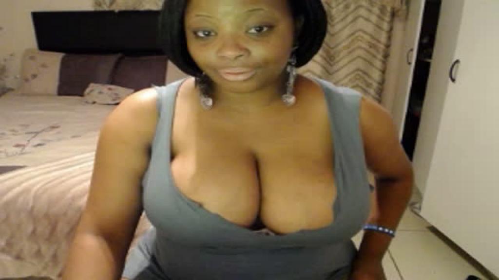 CurvyJugs [2016-11-27 17:55:53]
