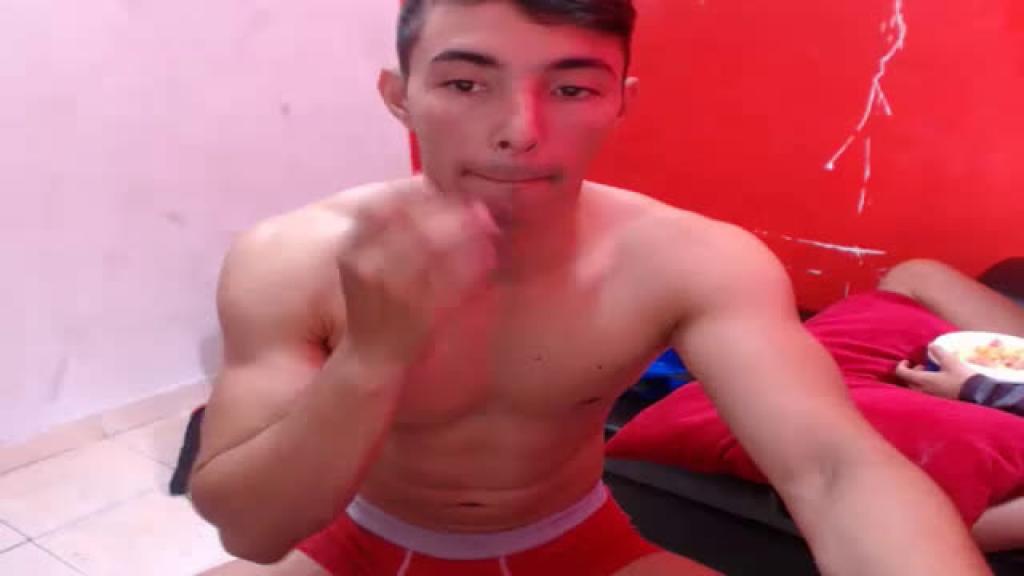 prettyboysexyblondgirl [2017-04-18 20:05:15]