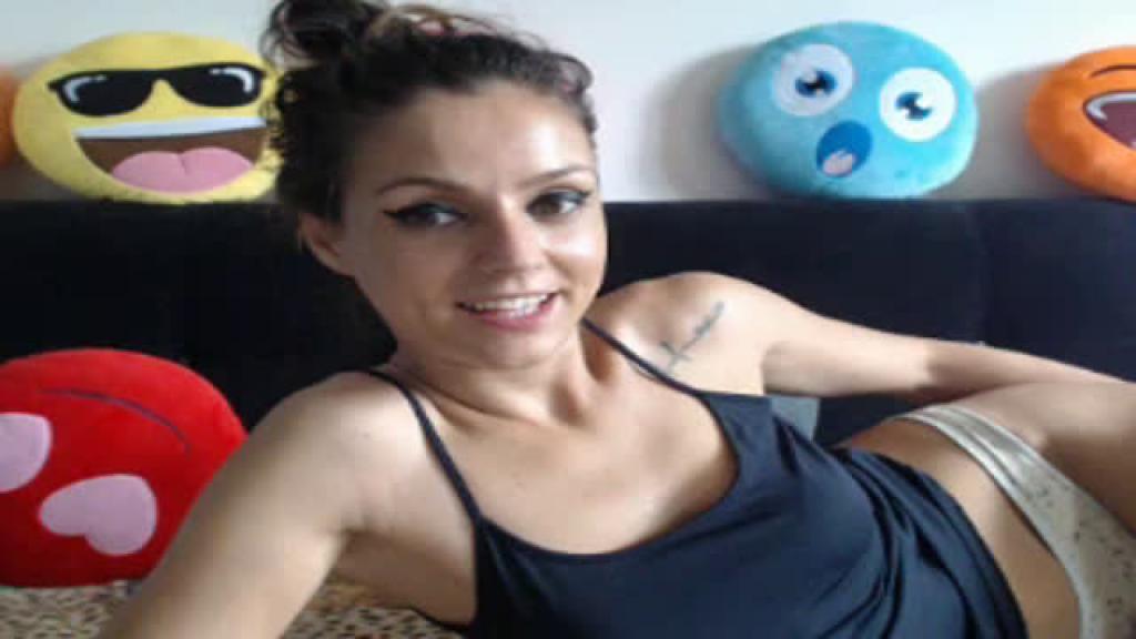 ClaudiaSexxyy [2018-06-09 14:12:40]