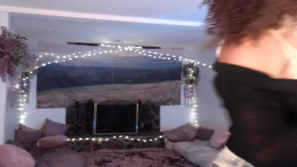 QuinnLive MyFreeCams [2017-08-27 07:08:09]