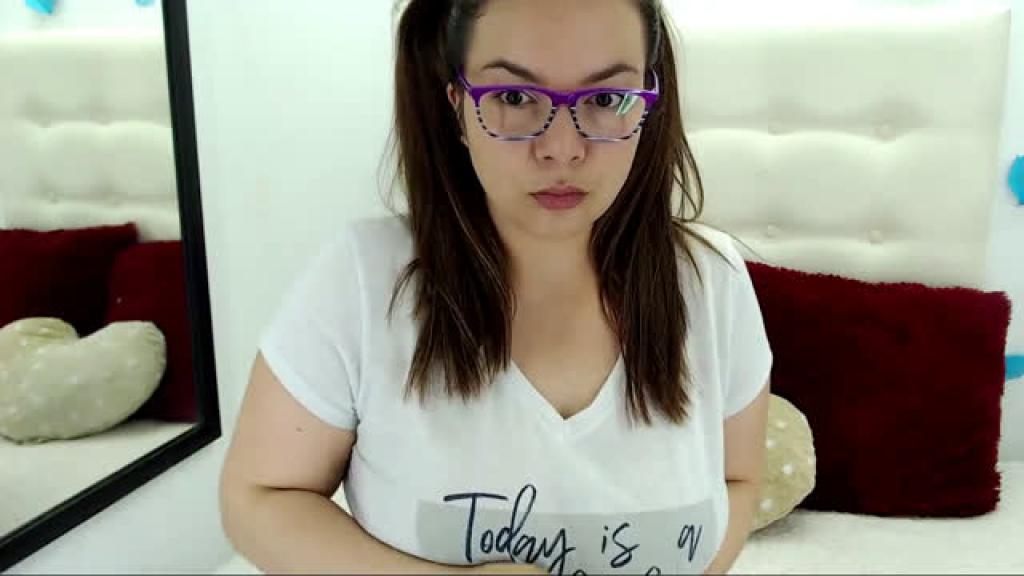demi_devon