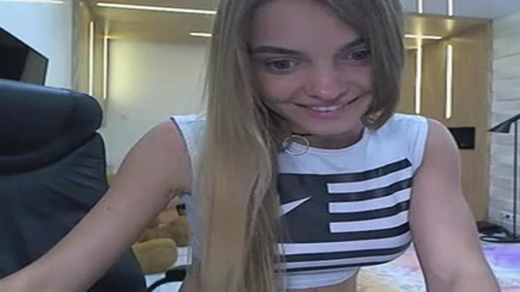 SnowWhite4you MyFreeCams [2017-09-04 17:25:24]