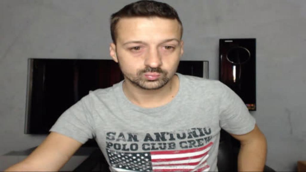 HugeCockGay [2017-06-20 03:13:25]