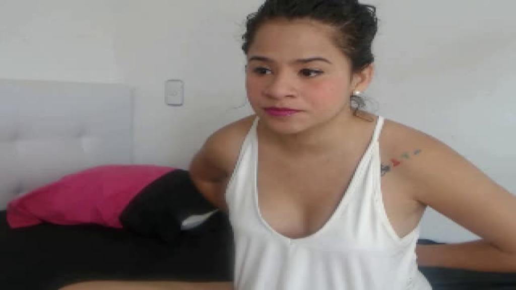 LatinMaid [2017-05-30 14:15:36]