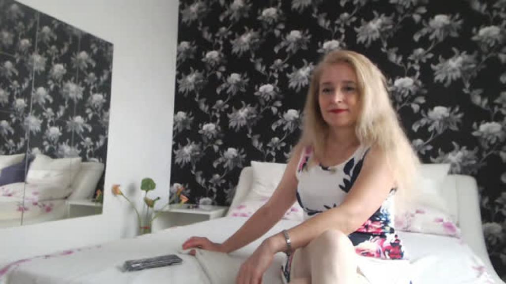 julliaqueen [2017-05-30 17:16:45]