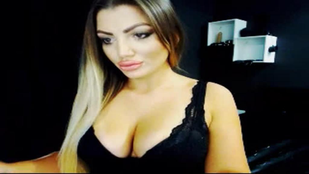 Kinkycrissxxx MyFreeCams [2017-09-05 23:15:12]