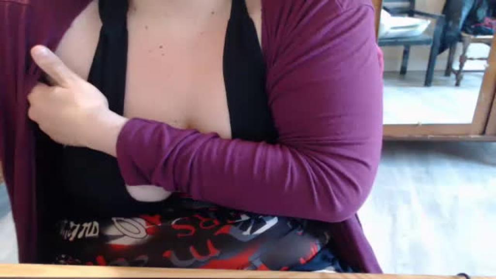 SexyCochonne [2018-04-30 08:11:00]