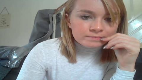 SlutnStud [2016-10-19 12:00:27]
