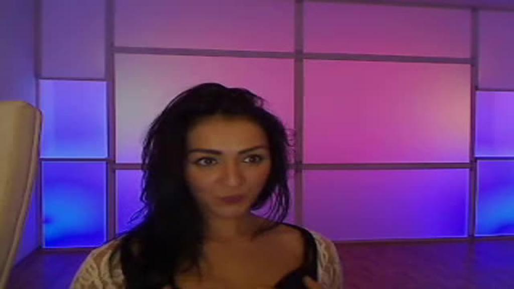 AmeliaNaked [2017-09-01 03:02:58]
