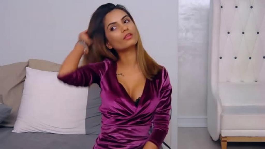 StunningDanielle [2017-06-19 18:00:43]