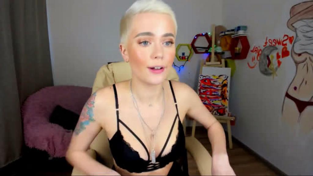 vanessa_ray_