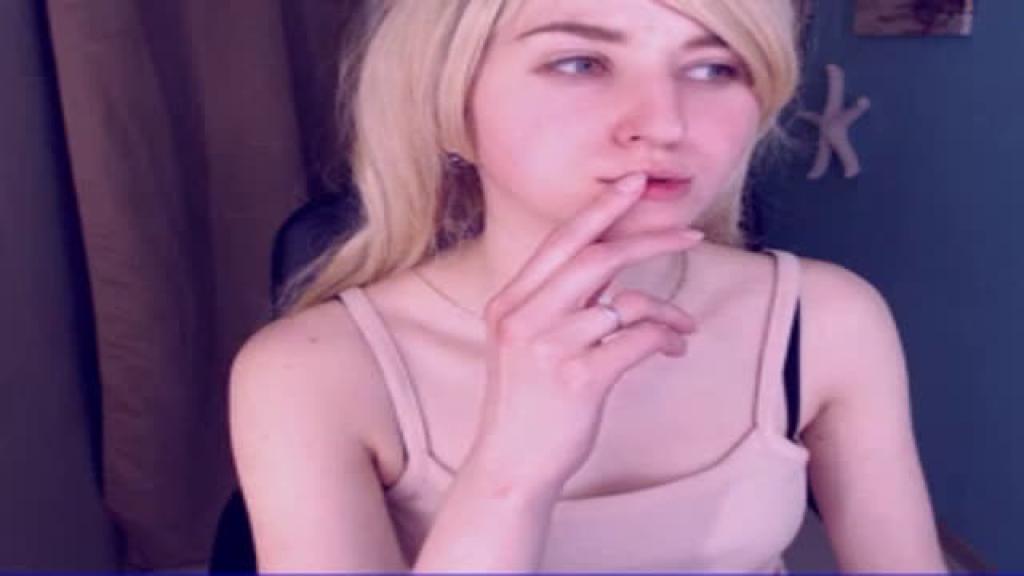 olivia_cook