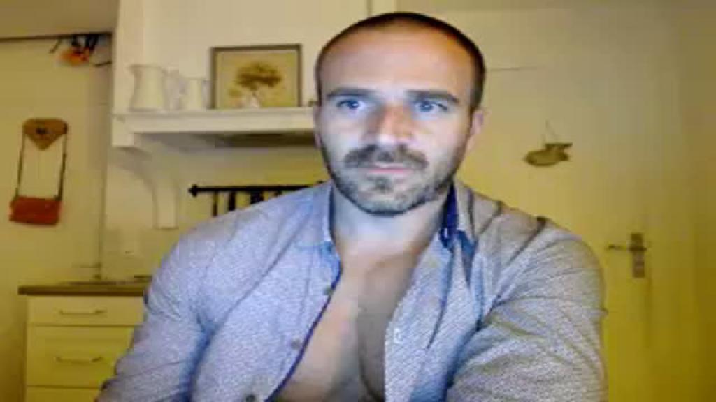 sensualfrenchy