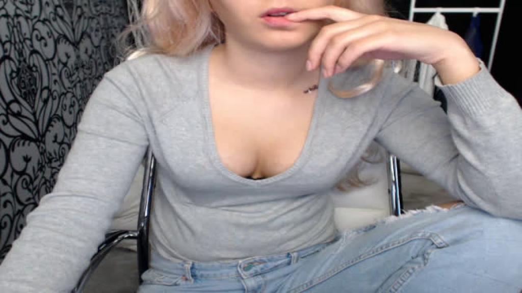 Nicolettee18 [2017-06-07 13:40:36]