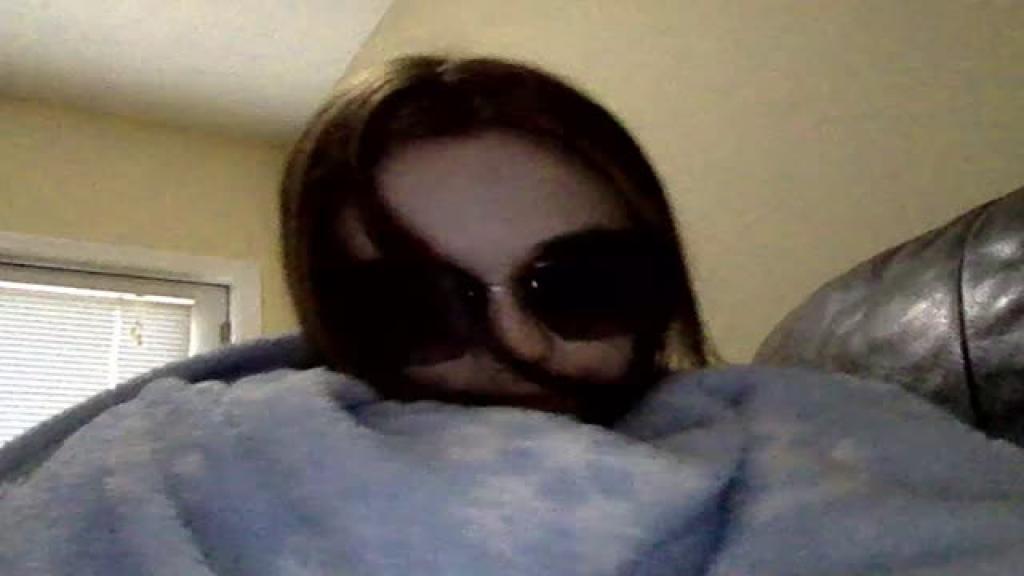 lilredsquirtsinbed