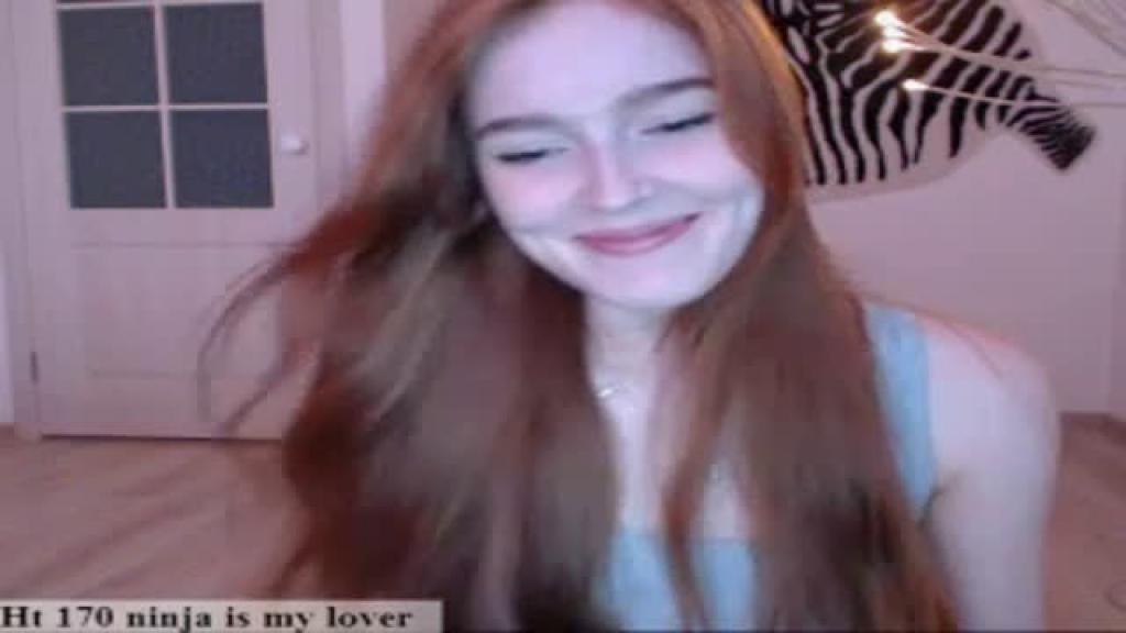 JuliaYoung18 MyFreeCams [2017-08-15 12:04:00]