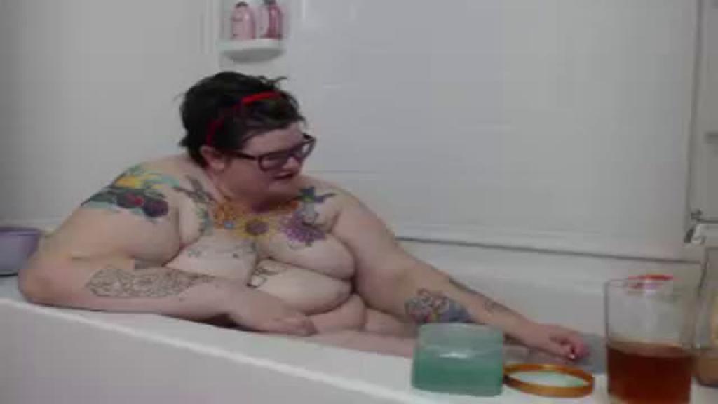 quirkybbw [2016-11-03 05:35:15]